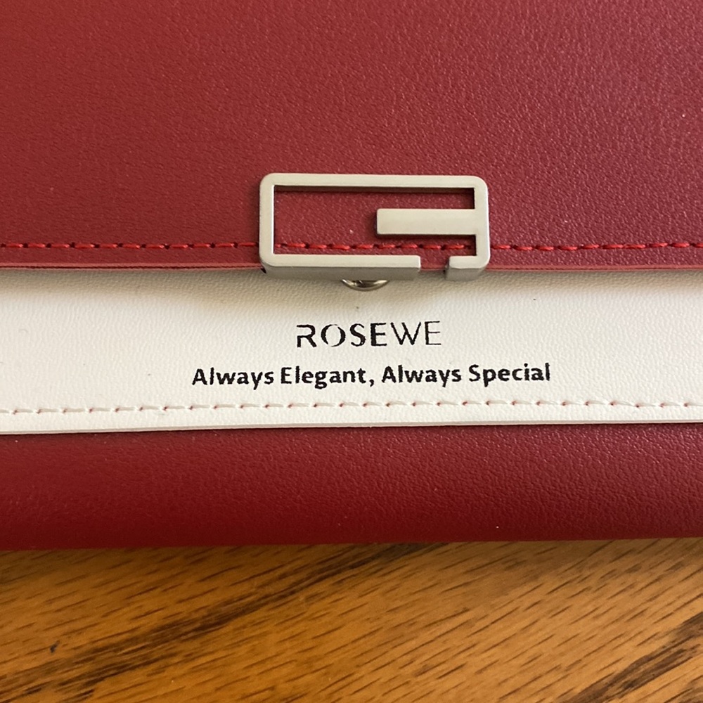 NWOT ROSEWE Wallet - Picture 5 of 5